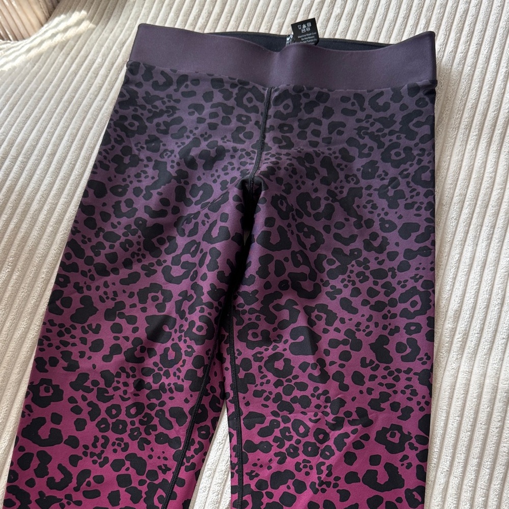 Ultracor Purple Leopard Print Leggings